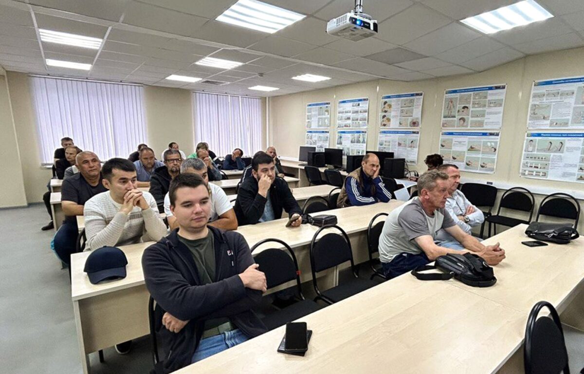 В Тверской области водители автобусов проходят обязательные ежегодные инструктажи