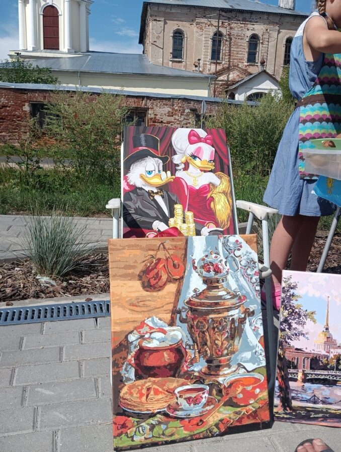 Центр "Волость" организовал детскую ярмарку под Тверью