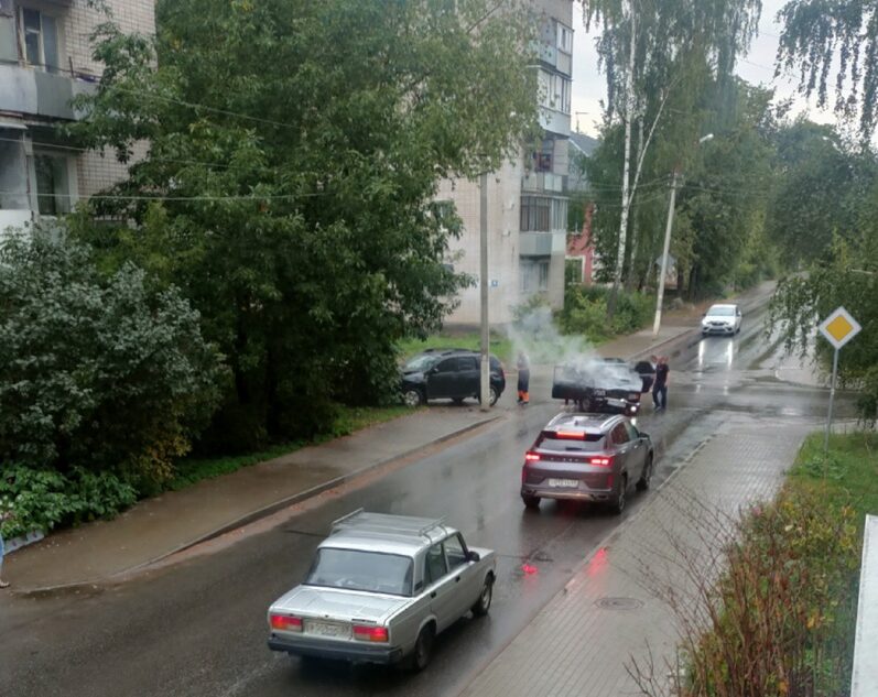 В Твери второй день подряд в одном и том же месте случаются аварии