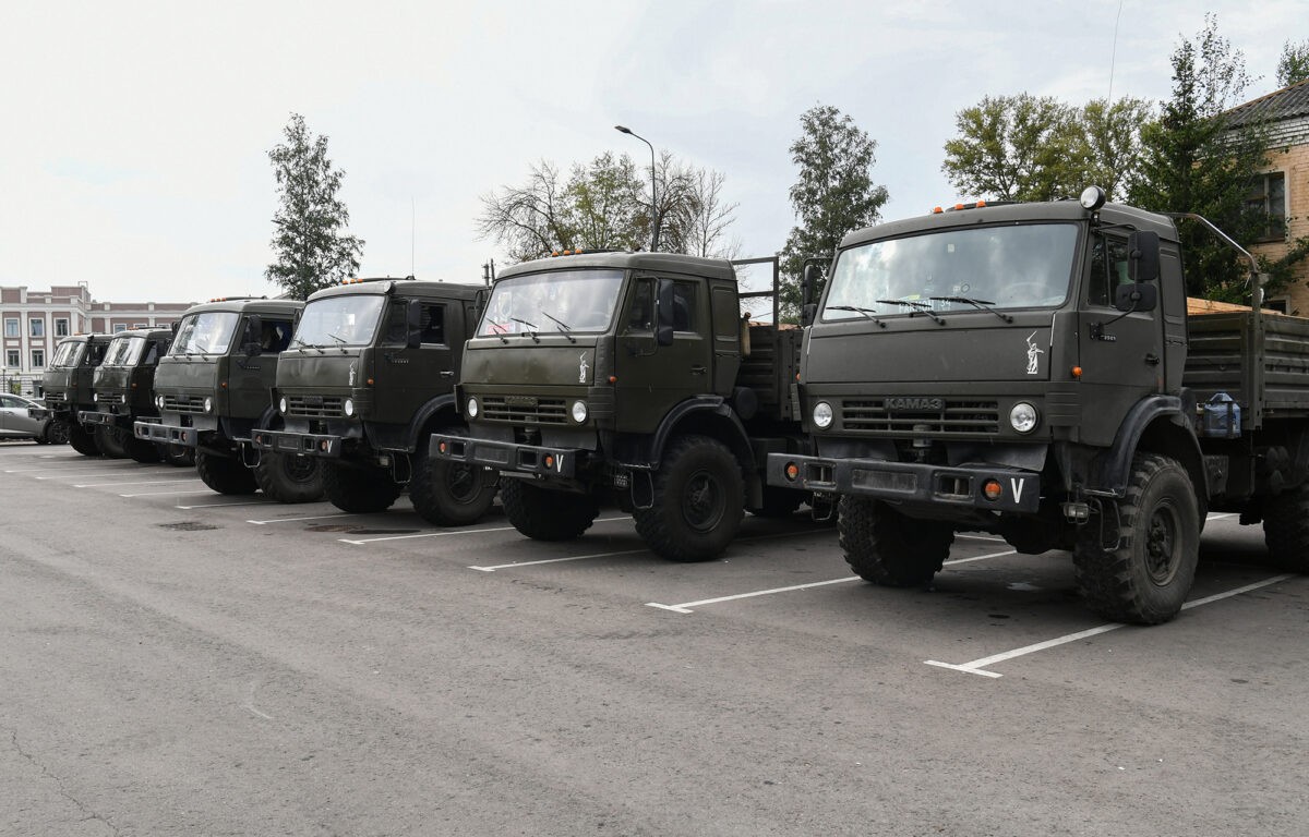 Правительство Тверской области направило гуманитарный груз танковому батальону «Волга»
