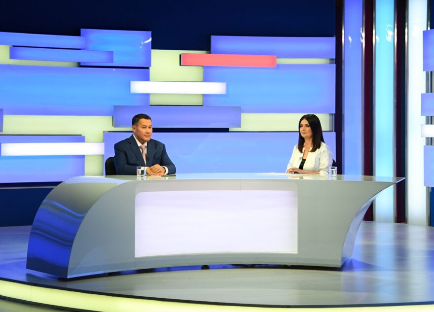 Великое освящение, колокольня и новый учебный год: Игорь Руденя ответил на актуальные вопросы в прямом эфире