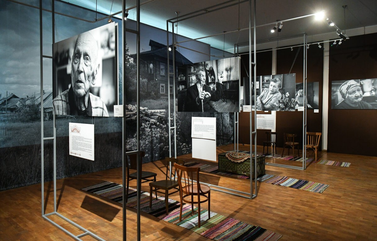 Игорь Руденя принял участие в открытии фотовыставки работ Виктора Христенко «Я так вижу»