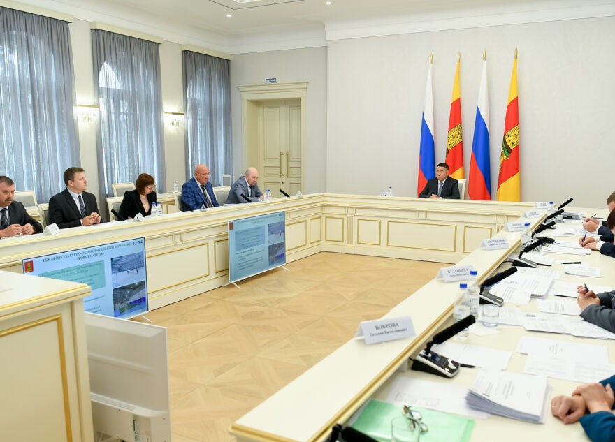 Наборы для первоклассников и школьный транспорт: Тверская область готовится к учебному году