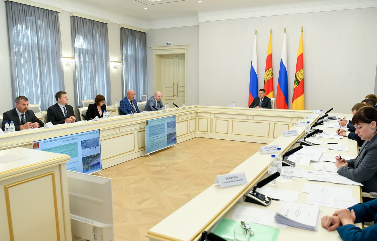 Наборы для первоклассников и школьный транспорт: Тверская область готовится к учебному году