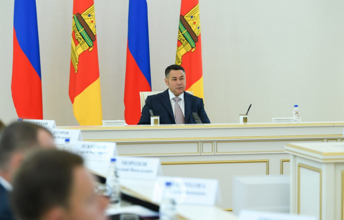 Игорь Руденя определил задачи по нацпроекту «Безопасные качественные дороги» в Тверской области