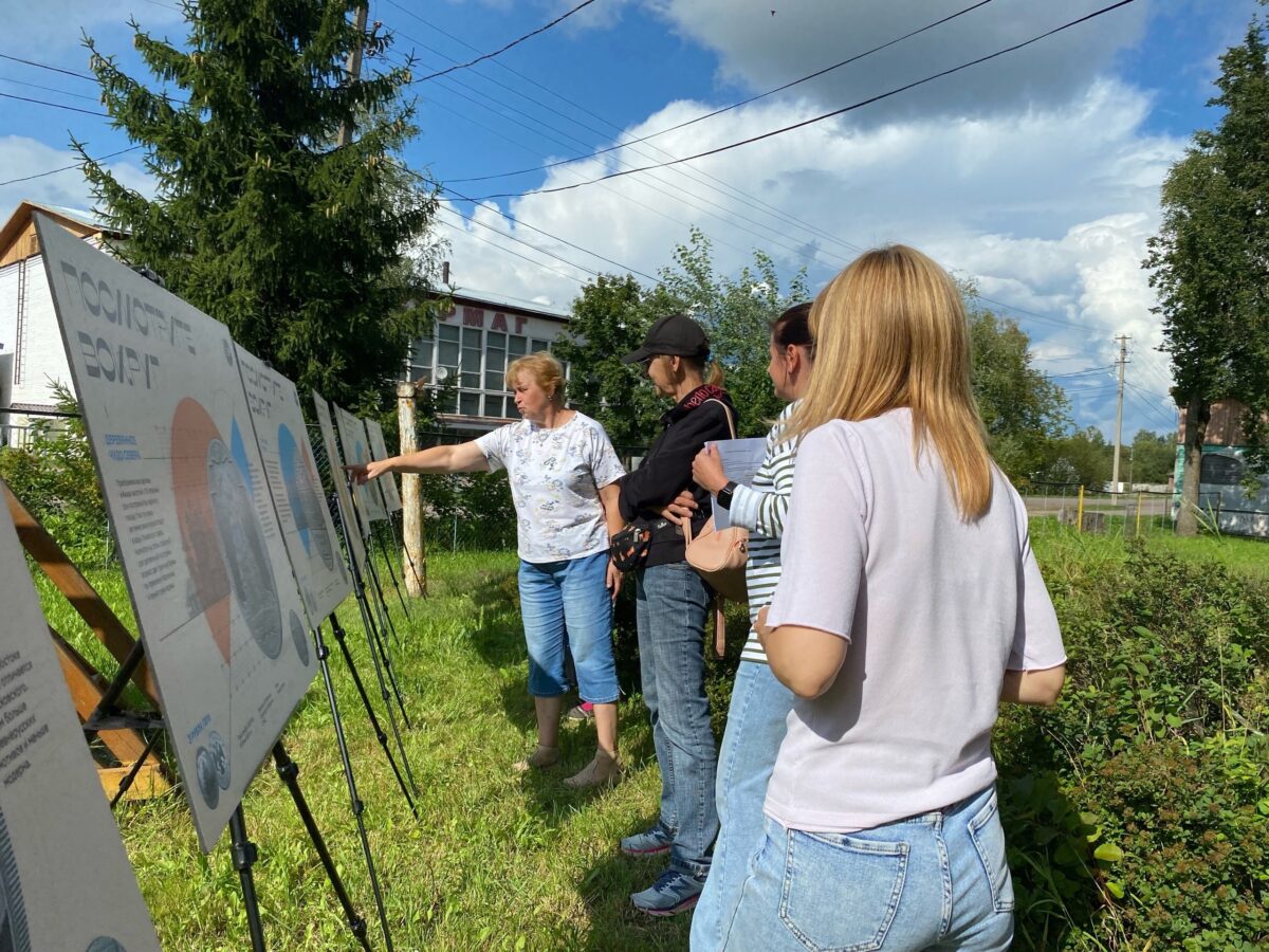 В Торопце открылась уличная выставка