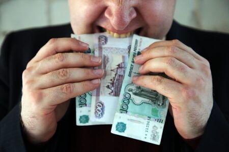 В Твери заместитель директора обворовал известный детский магазин В Твери заместитель директора обворовал известный детский магазин