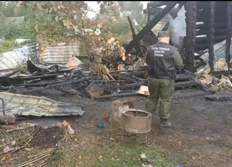 В Тверской области во время тушения пожара в бане нашли тело женщины В Тверской области во время тушения пожара в бане нашли тело женщины
