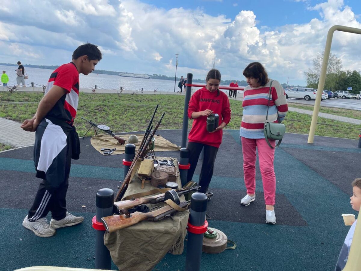 Московские школьники плывут через Тверскую область по пути Афанасия Никитина