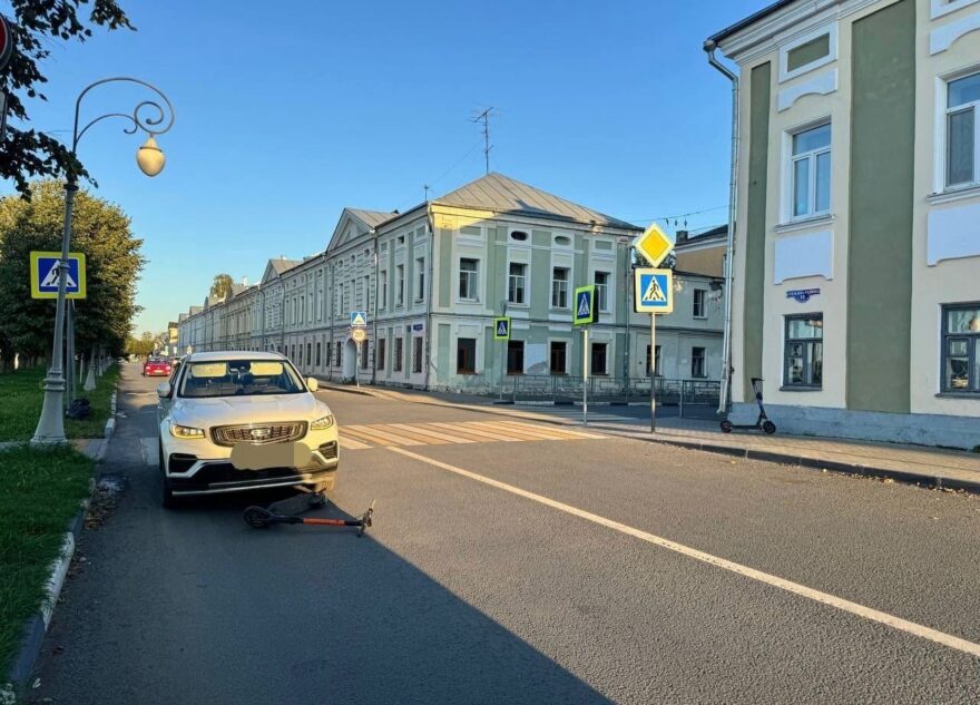 В Твери внедорожник сбил 15-летнего ребенка