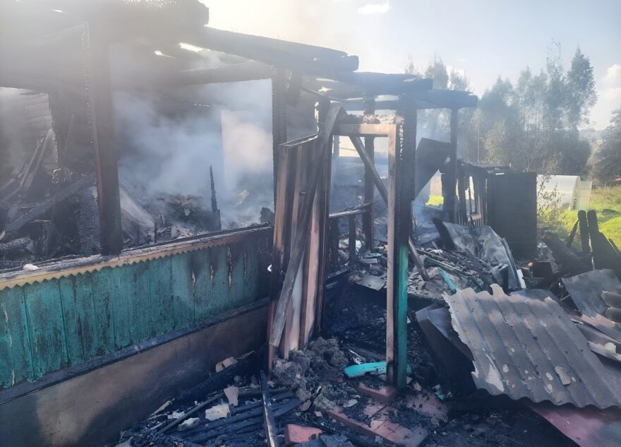 При пожаре в Тверской области погиб подросток