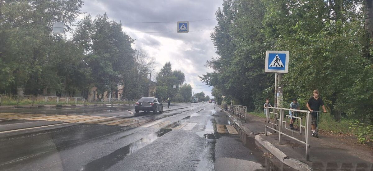 На Туполева в Твери сбили 14-летнего самокатчика