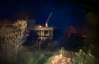 На пожаре в Тверской области сотрудники МЧС нашли тело мужчины На пожаре в Тверской области сотрудники МЧС нашли тело мужчины