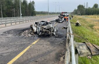 Стали известны подробности аварии с тремя машинами и погибшими на М-11 в Тверской области