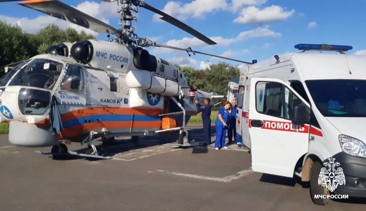 55-летнего мужчину доставили в Тверь на вертолете санавиации