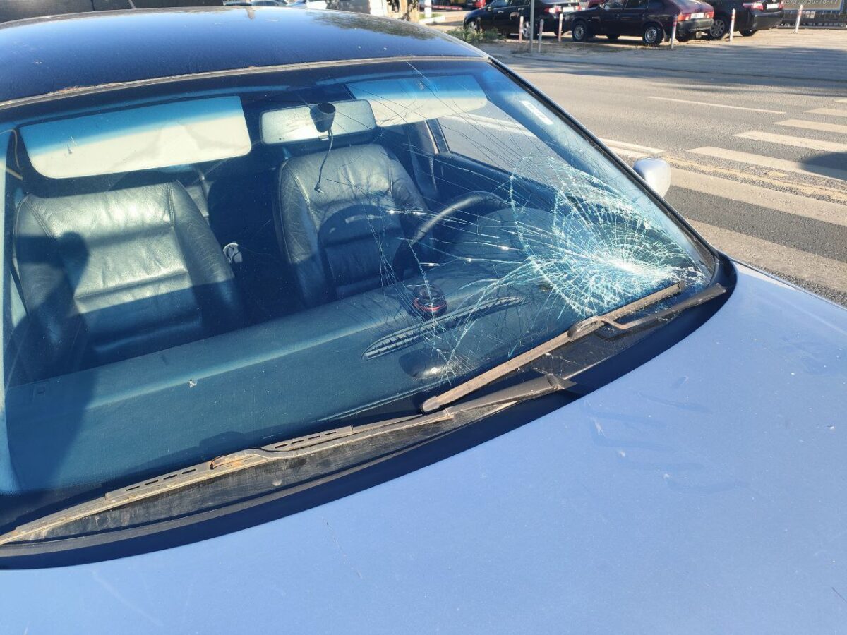 В Твери водитель Ауди сбил женщину на переходе