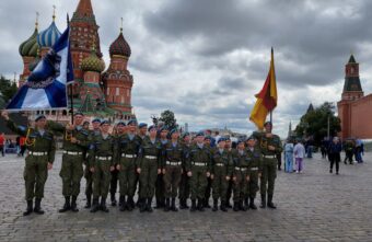 Юные тверитяне приняли участие в торжественном параде ВДВ на Красной площади в Москве