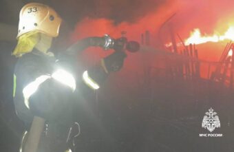 В Тверской области дотла сгорели баня и хозпостройка