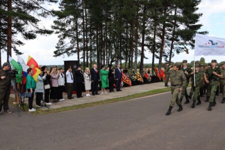 В Бельском округе почтили память воинов-сибиряков, погибших в годы Великой Отечественной войны