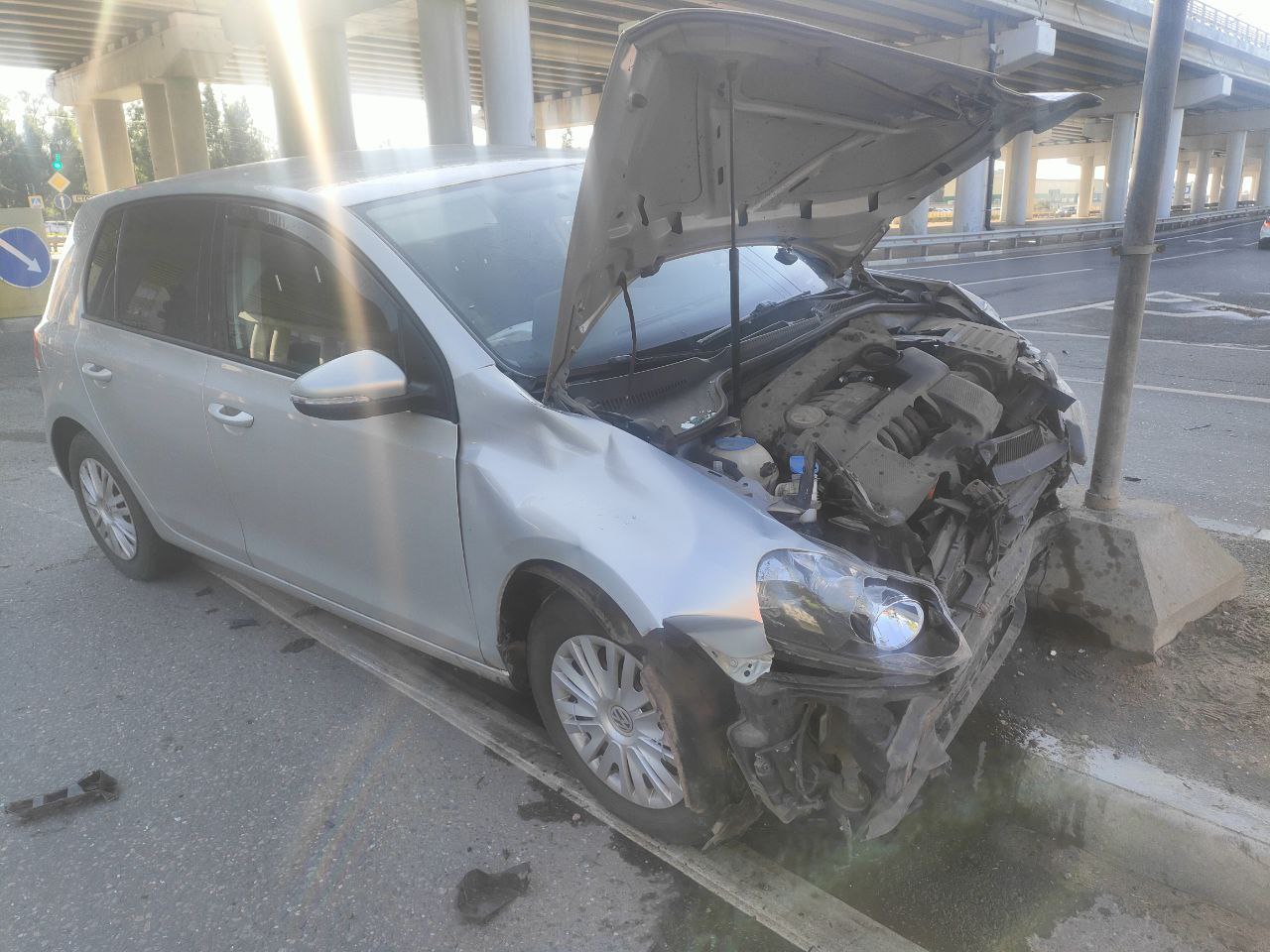 Две женщины пострадали в столкновении "Киа" и "Фольксвагена" в Твери
