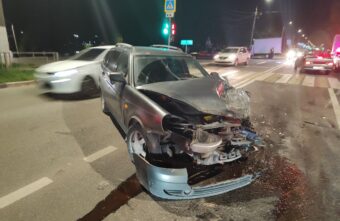 Женщина и две девочки пострадали в массовом ДТП в Твери Женщина и две девочки пострадали в массовом ДТП в Твери