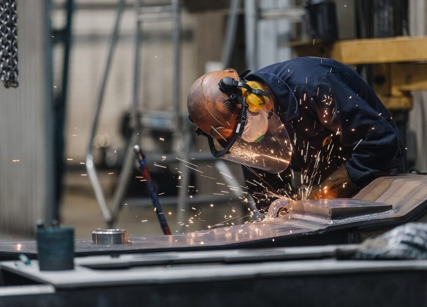 Почти 2 900 жителей Тверской области трудоустроено при поддержке региональной службы занятости