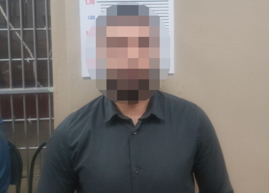 В Твери остановили мужчину, который ездил по поддельному водительскому удостоверению В Твери остановили мужчину, который ездил по поддельному водительскому удостоверению