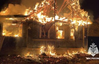 В Тверской области дотла сгорел жилой дом В Тверской области дотла сгорел жилой дом
