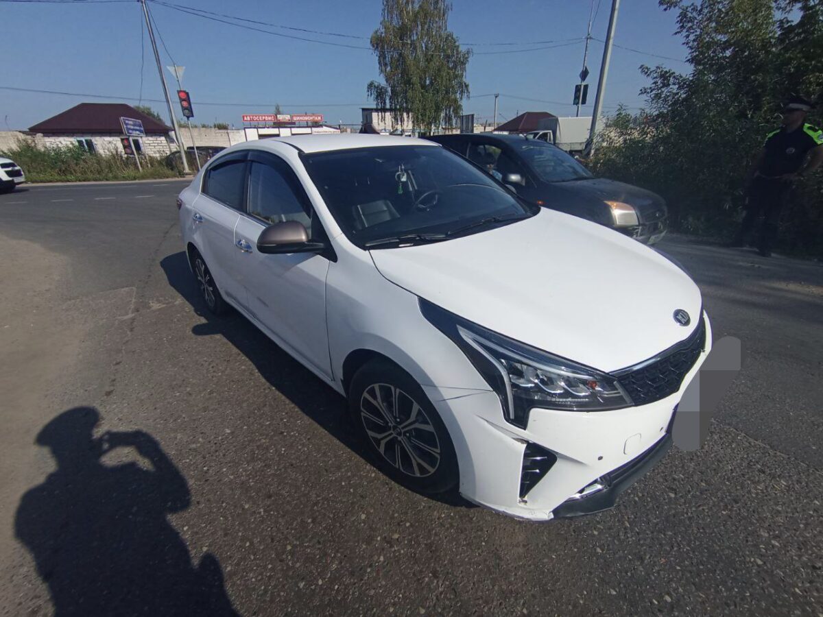 В Твери "Киа Рио" сбил на "зебре" несовершеннолетнего пешехода