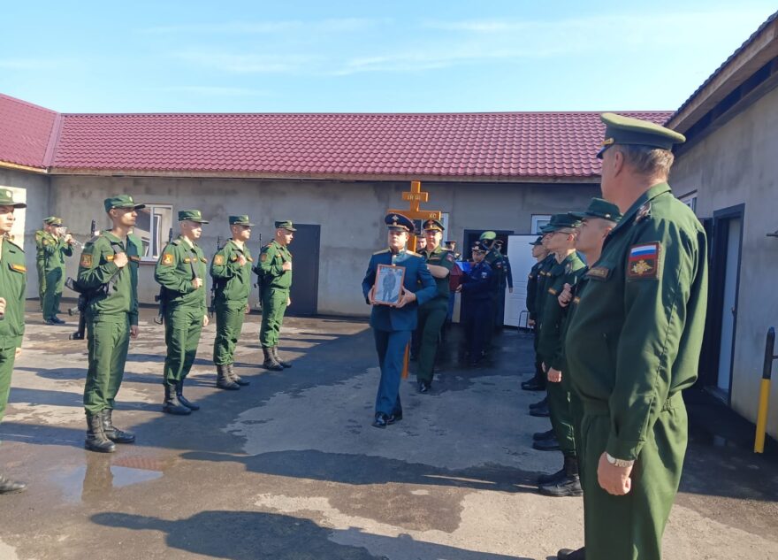 В Тверской области простились с погибшим на СВО Игорем Дроновым В Тверской области простились с погибшим на СВО Игорем Дроновым