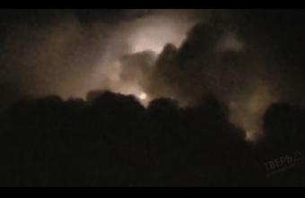 В Твери сняли на видео редкую «сухую» грозу В Твери сняли на видео редкую «сухую» грозу