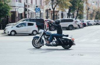 В России водителей мотоциклов могут заставить глушить выхлопы