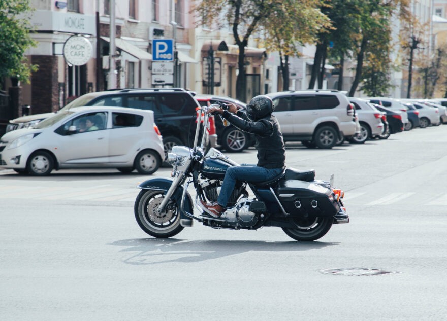 В России водителей мотоциклов могут заставить глушить выхлопы