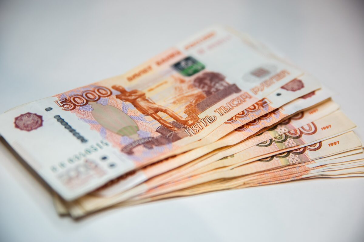 В ВТБ допускают повышение ставки ЦБ до 20%