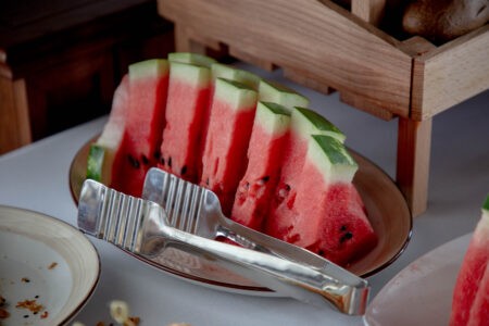 Врач назвала признаки опасного для здоровья арбуза Врач назвала признаки опасного для здоровья арбуза