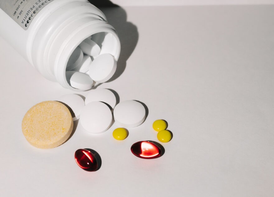 В БАДах с маркетплейсов нашли наркотики и психотропы