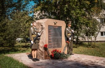 В Тверской области открыли мемориал в честь героических подвигов лётчиков и тружеников аэродрома «Борки» В Тверской области открыли мемориал в честь героических подвигов лётчиков и тружеников аэродрома «Борки»