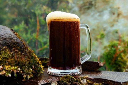 Россияне отказываются от соков и нектаров в пользу кваса и морсов Россияне отказываются от соков и нектаров в пользу кваса и морсов