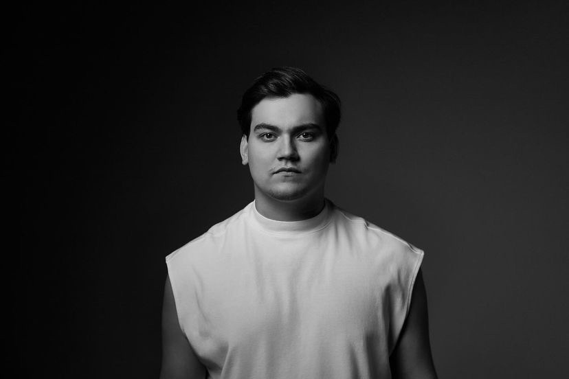 Сын Михаила Круга выбрал фотографию на обложку своего дебютного альбома