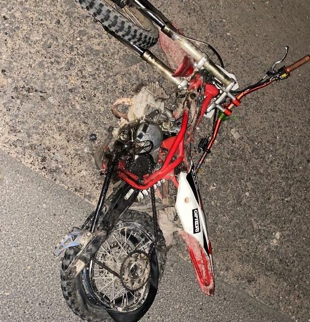 На трассе в Тверской области "Тойота" влетела в питбайк