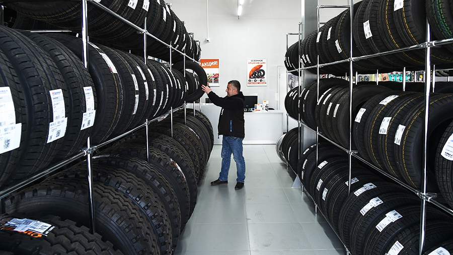 В России за один месяц заметно подорожали шины