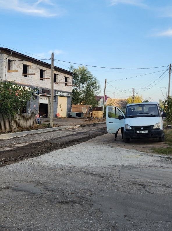 В Твери делают тротуар, о котором жители мечтали много лет