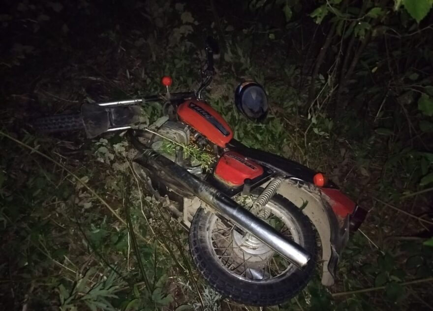 Пьяный мотоциклист "вылетел" в кювет в Тверской области