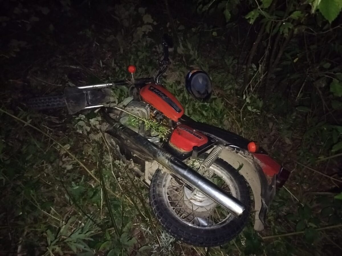 Пьяный мотоциклист "вылетел" в кювет в Тверской области