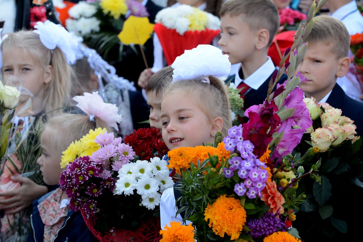 Губернатор поздравил жителей Тверской области с Днём знаний