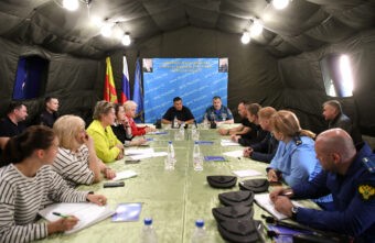 По поручению Игоря Рудени организована «горячая линия» по вопросам ремонта зданий и жилых помещений в Торопце По поручению Игоря Рудени организована «горячая линия» по вопросам ремонта зданий и жилых помещений в Торопце