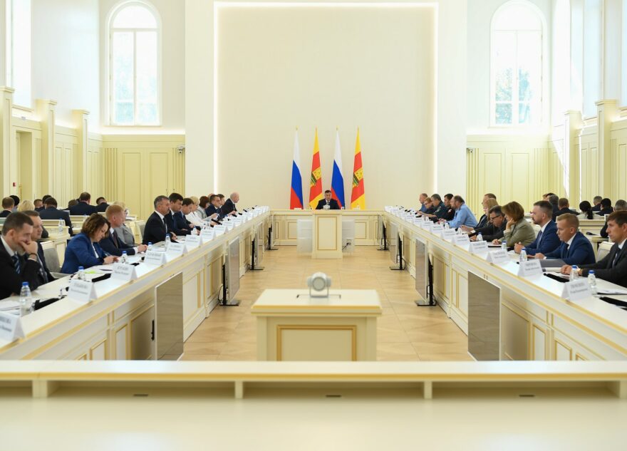На заседании правительства Тверской области рассмотрели вопросы поддержки участников СВО