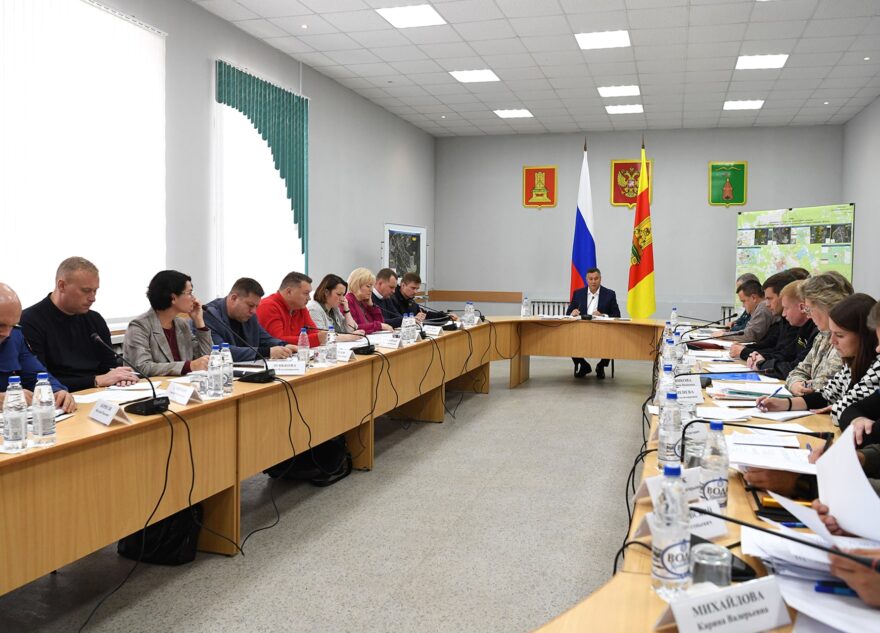 Губернатор Игорь Руденя в Торопце провел заседание штаба по ликвидации последствий атаки БПЛА
