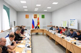 Ремонт жилых домов и подключение отопления: Игорь Руденя поставил задачи на утреннем заседании оперативного штаба