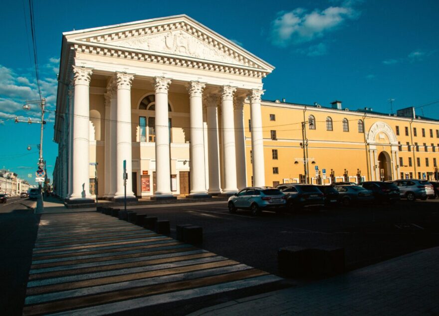 Тверской драмтеатр представил публике нового артиста